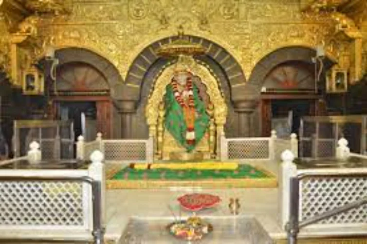 Pune to Shirdi trip by cab